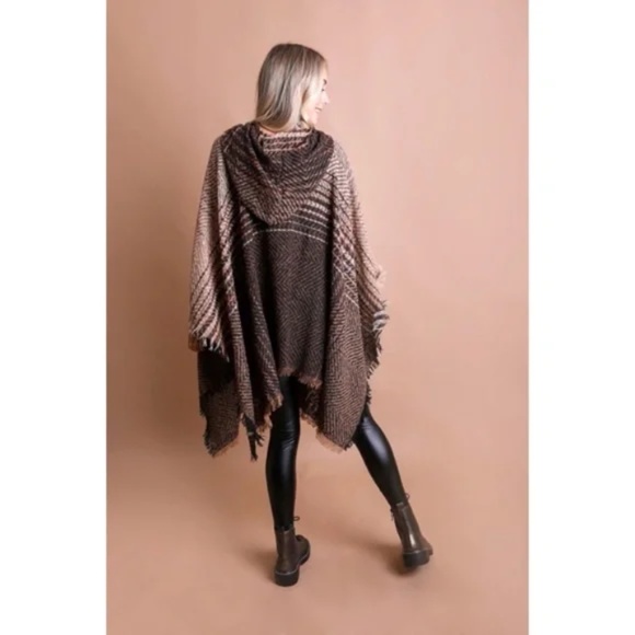 Mocha Herringbone Tweed Hooded Frayed Edge Knit Poncho - Picture 3 of 4